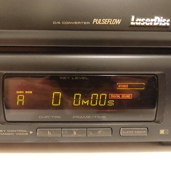 Pioneer Laserdisc Karaoke Player CLD-2710K Made in Japan - Picture 8 of 11